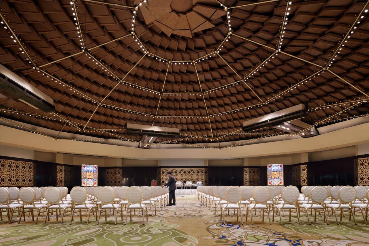 Intercontinental Riyadh By Ihg Riade Exterior foto The General Assembly Hall