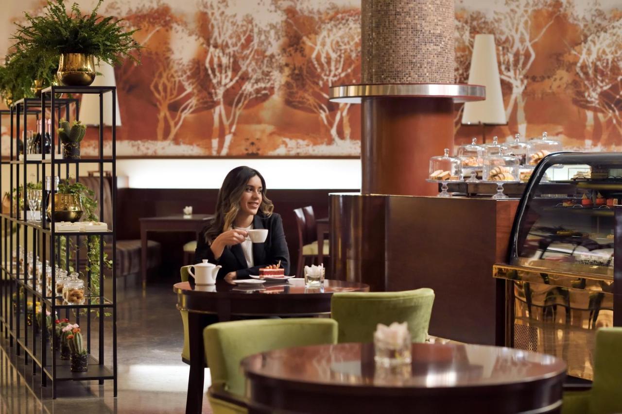 Intercontinental Riyadh By Ihg Riade Exterior foto The Coffee Lounge